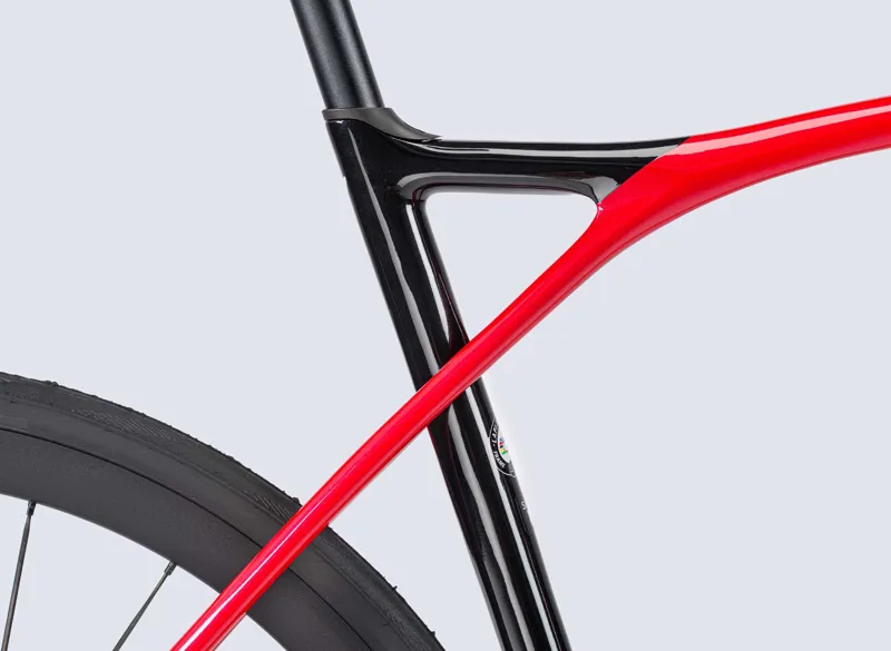 2021 Lapierre Xelius SL 6.0 Disc Carbon Road Bike in Red-7